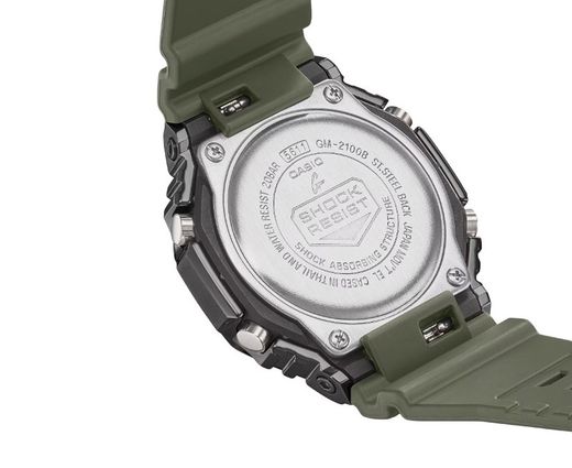 Casio G-Shock Uhr mit Stahlgehäuse und grünem Kunstharzarmband