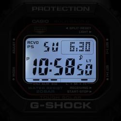 Reloj Casio G-Shock Solar con señales de radiofrecuencia en color negro