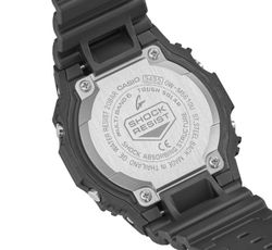 Reloj Casio G-Shock Solar con señales de radiofrecuencia en color negro