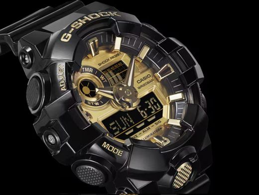 Reloj Casio G-Shock GA-710, color negro y esfera dorada