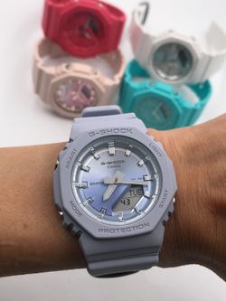 Reloj Casio G-Shock GMA-P2100 para mujer en color lila