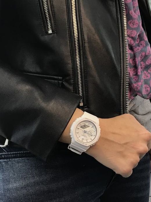 Reloj Casio G-Shock para mujer en color blanco