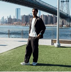 Casio G-Shock Stahluhr mit Bluetooth® und Tough Solar Blue-Ladefunktion