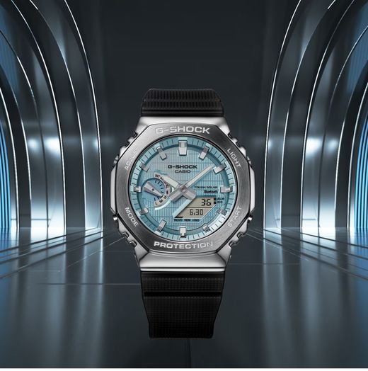 Casio G-Shock Stahluhr mit Bluetooth® und Tough Solar Blue-Ladefunktion