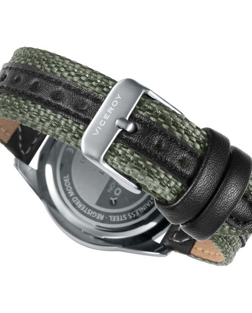 Reloj de acero con esfera negra y correa de piel, linterna y brújula de regalo