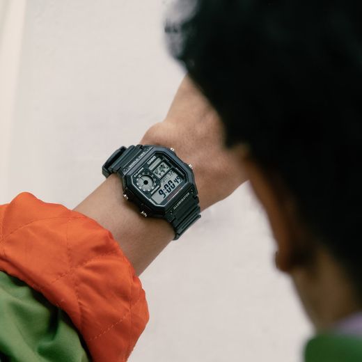 Montre numérique Casio AE-1200 World Time noire