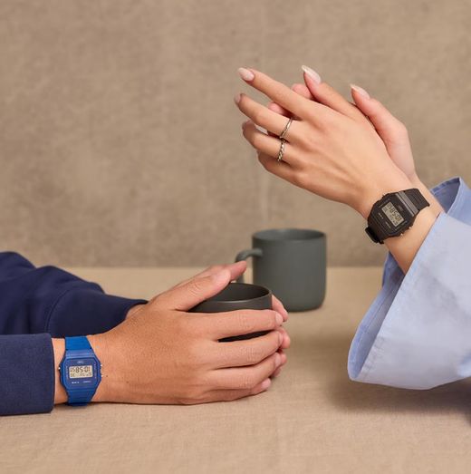 Reloj digital Casio Unisex F-91 color azul electrico