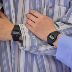 Reloj digital Casio Unisex F-91 color negro