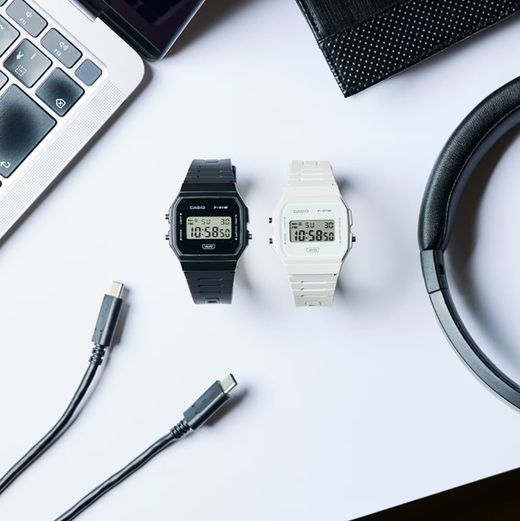 Relógio digital Casio Unisex F-91 em preto com detalhes em cinza