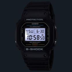 Relógio digital G-Shock DW-5600 resistente a choques na cor preta