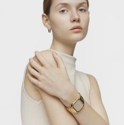 Reloj Digital Tous D-Bear leds circonitas Gold