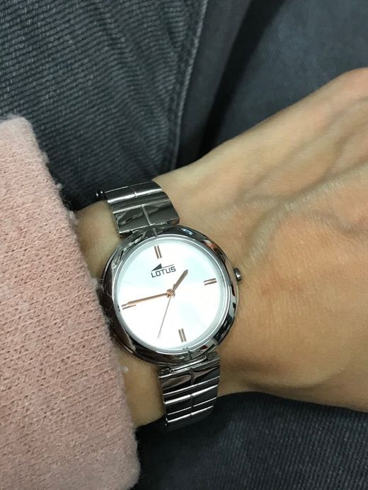Reloj lotus de mujer en acero con esfera blanca y signos rosados
