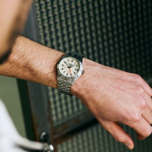 Reloj Seiko Hombre HDB002K1 GMT 5 Sports Filed Automático