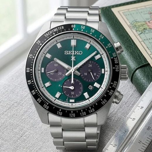 Reloj Seiko Prospex Speedtimer Crono Solar Verde
