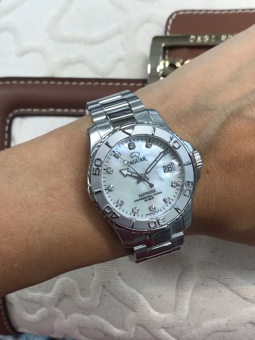 Montre Suisse Jaguar Femme en acier