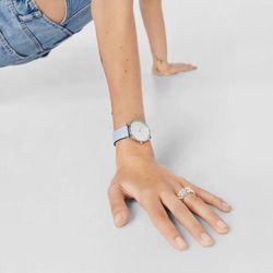 Reloj Tous Dai XL en piel azul