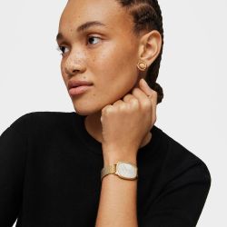 Relógio feminino Tous ouro Ip aço e tapete