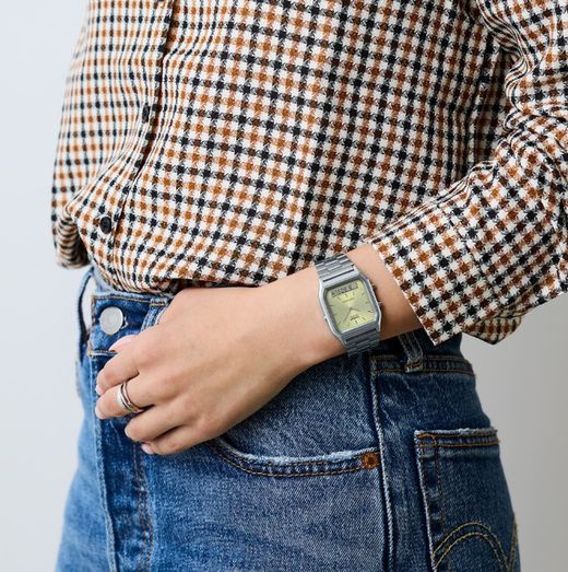 Reloj unisex Casio analógico-digital AQ-230 esfera verde claro