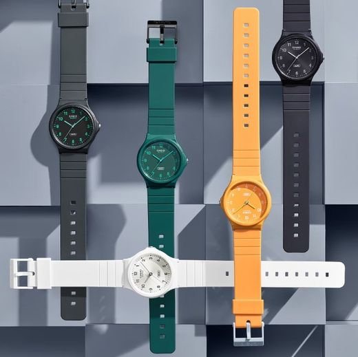 Casio MQ-24 Unisex-Uhr, Schwarz