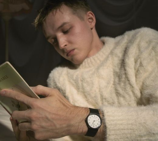 Casio MQ-24 Unisex-Armbanduhr, schwarzes und weißes Zifferblatt