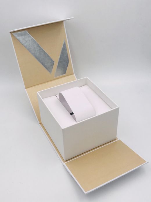 Reloj Viceroy de niña con piel blanca